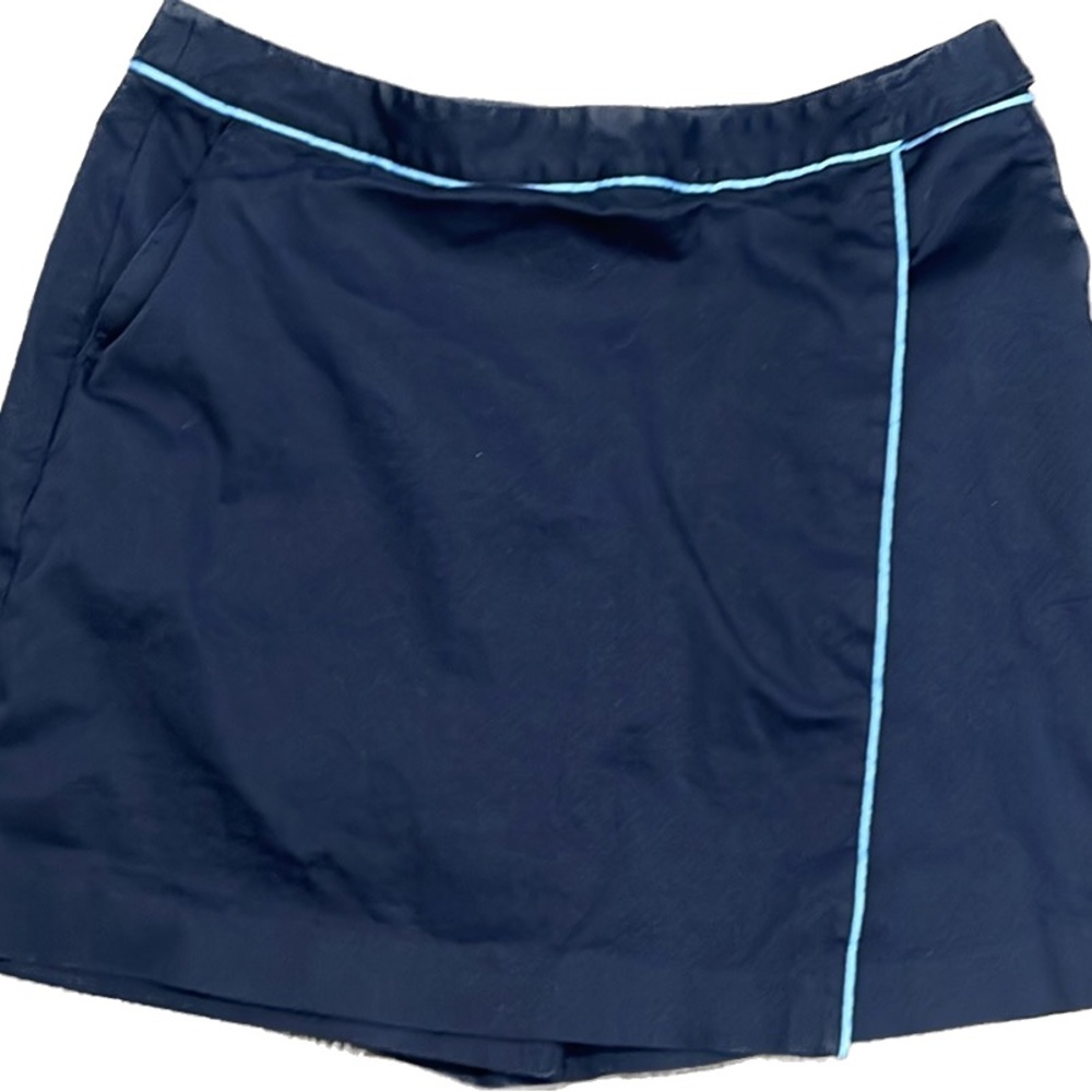 LizGolf by Liz Claiborne navy skort